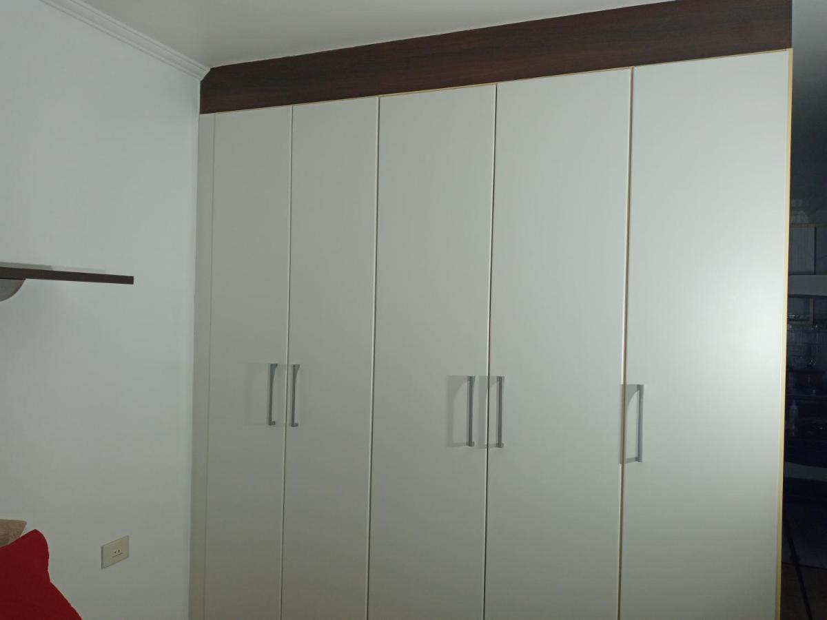 Fantástico apartamento no centro de Curitiba Exterior foto